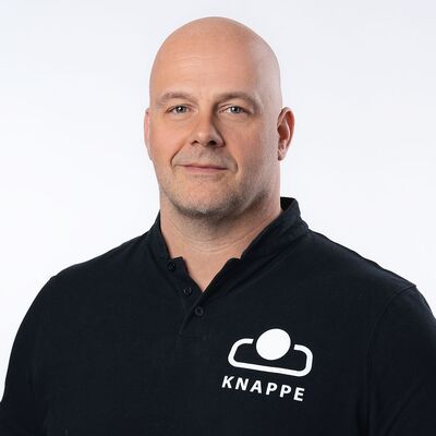 Heilpraktiker und Chiropraktiker Sascha Knappe in der Timmendorfer Praxis